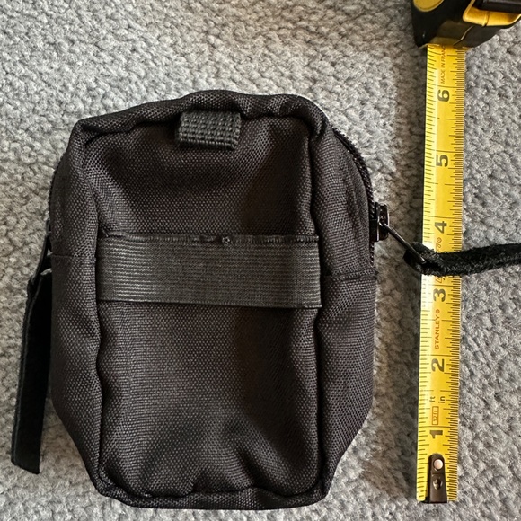 Hundreds 6" pouch - Picture 2 of 4